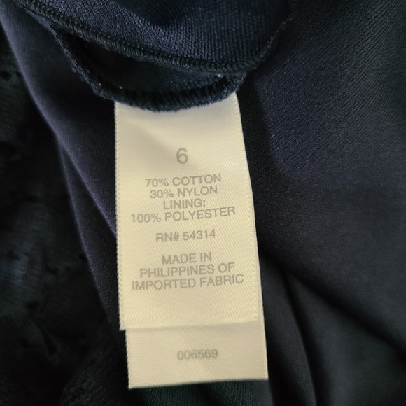 Bisou Bisou Navy Blue color V-neck Lace Dress - Picture 4 of 4